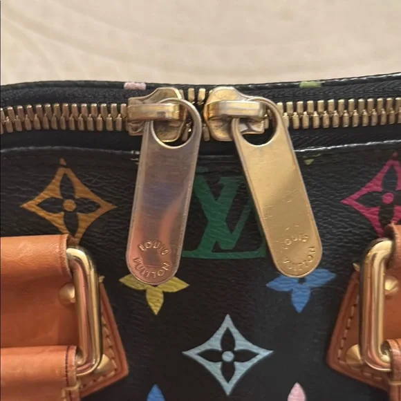 Louis Vuitton Black and Brown Satchel with Iconic Monogram - Picture 6 of 16